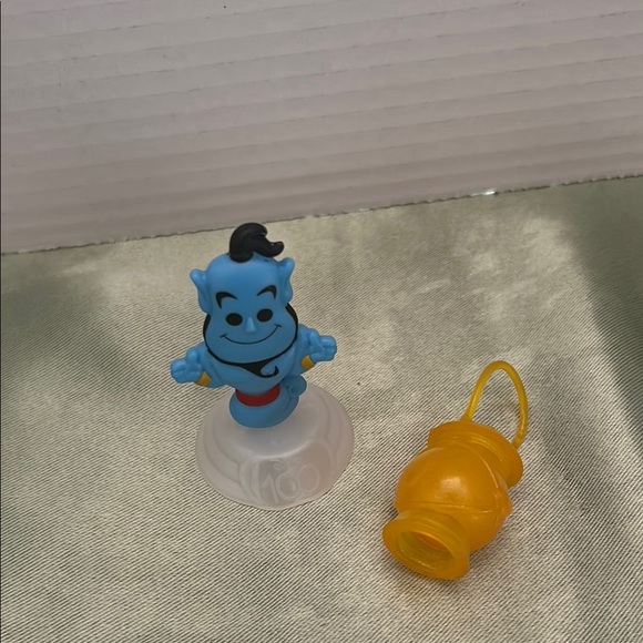 Blue and Yellow Action Figure Playset - Picture 5 of 7